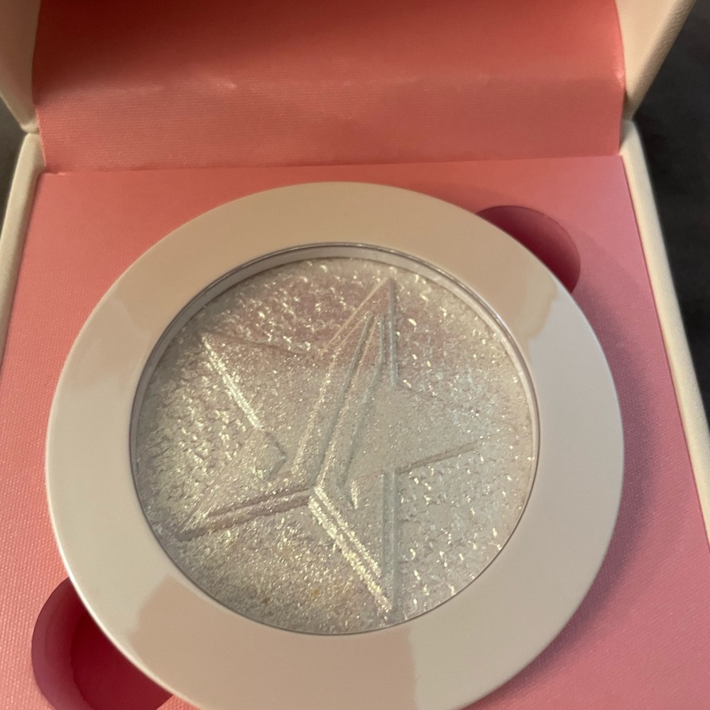 Jeffree Star Extreme Frost Highlighter - Picture 7 of 9